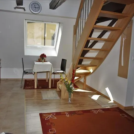 Haus Zum Marstall Apartment *