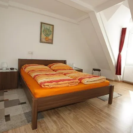 Haus Zum Marstall Apartment *